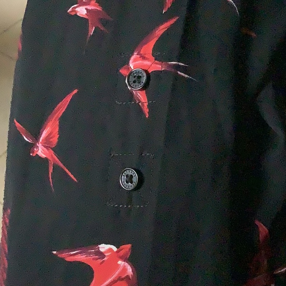 express the portofino shirt ❤️🖤 - Picture 4 of 6